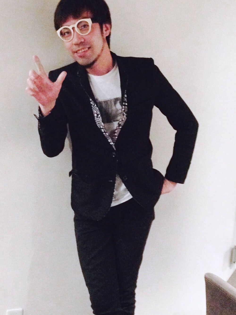 「ジャケット#AMON#ピボーテ#尾崎牛#名古屋#JAPAN」｜「ANREALAGEのリバーシブルジャケット！！（テーラードジャケット、ブラック系）」を使った、大矢 祥央さん（メンズ・176cm）の冬コーディネートの1枚目の写真