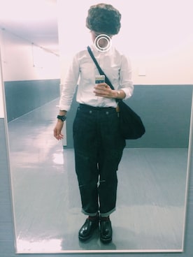 「アイテム（バングル/リストバンド）」を使った、ヤマシタ アヤネさん（レディース・169cm・20代）の秋コーディネート