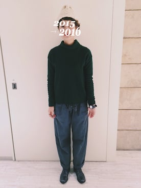 「アイテム（バングル/リストバンド）」を使った、ヤマシタ アヤネさん（レディース・169cm・20代）の冬コーディネート