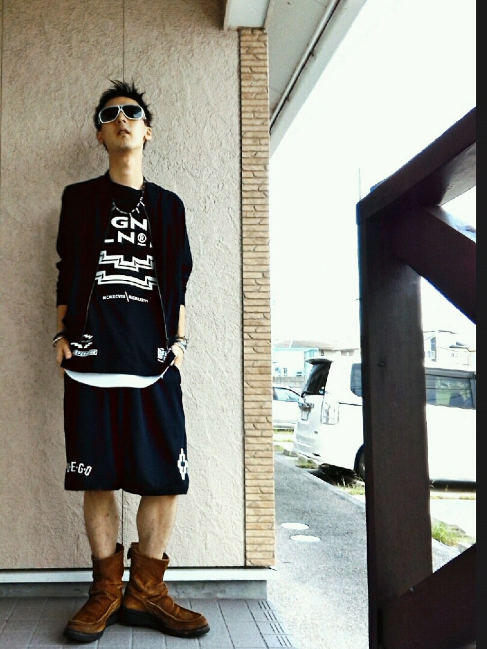 「MARCELO BURLON、2015ss、603、MIDWEST、MA-1、Feather to grant、モカシン」｜「603のMA-1（ジャケット/アウター、ブラック系）」を使った、RyoTさん（メンズ・173cm）の秋コーディネートの1枚目の写真