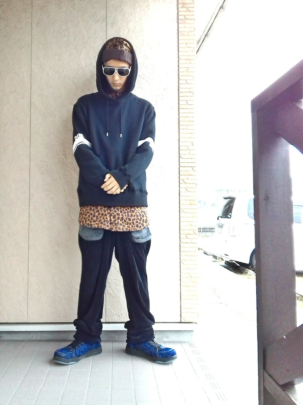 「ハロウィン、レオパード、金沢でも仮装するようになっててﾋﾞｯｸﾘ、KIJIMA TAKAYUKI、仮装、603、DIMMAK、大阪のおばちゃん、Steve Aoki、DIET BUTCHER SLIM SKIN」｜「KIJIMA TAKAYUKIのKIJIMA TAKAYUKI レオパードキャップ（ニットキャップ/ビーニー、ブラウン系）」を使った、RyoTさん（メンズ・173cm）の秋コーディネートの1枚目の写真