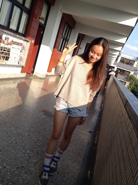 羅開蕾さんのコーディネート