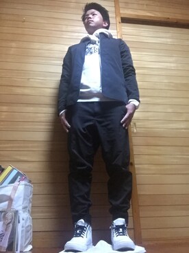 「URBAN RESEARCH（アーバンリサーチ）のアイテム（ノーカラージャケット）」を使った、SEIさん（メンズ・171cm）の冬コーディネート