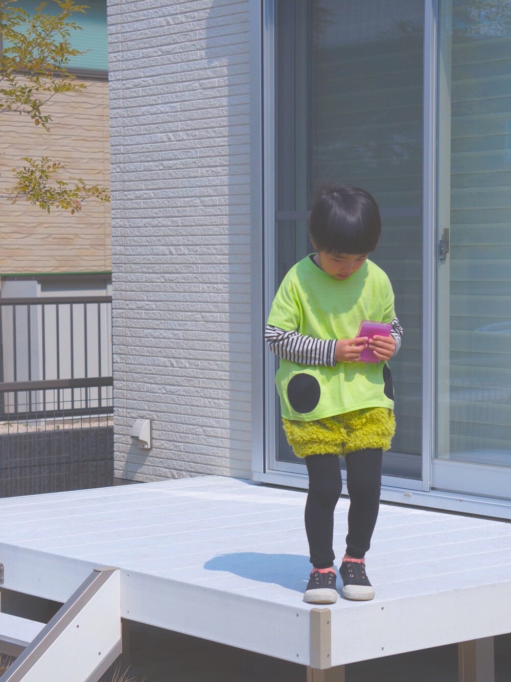 「ちょっとそこまで、kids、frankygrow」｜「frankygrow（Tシャツ/カットソー、グリーン系）」を使った、サキさん（キッズ・100cm）の春コーディネートの1枚目の写真