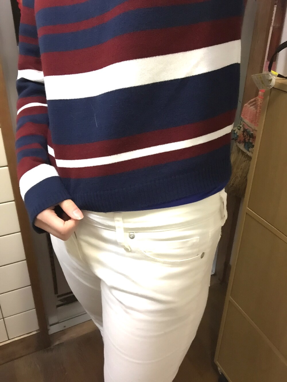 「CECIL McBEEのアイテム（ニット/セーター、レッド系）」を使った、なおさん（レディース・151cm）の冬コーディネートの1枚目の写真