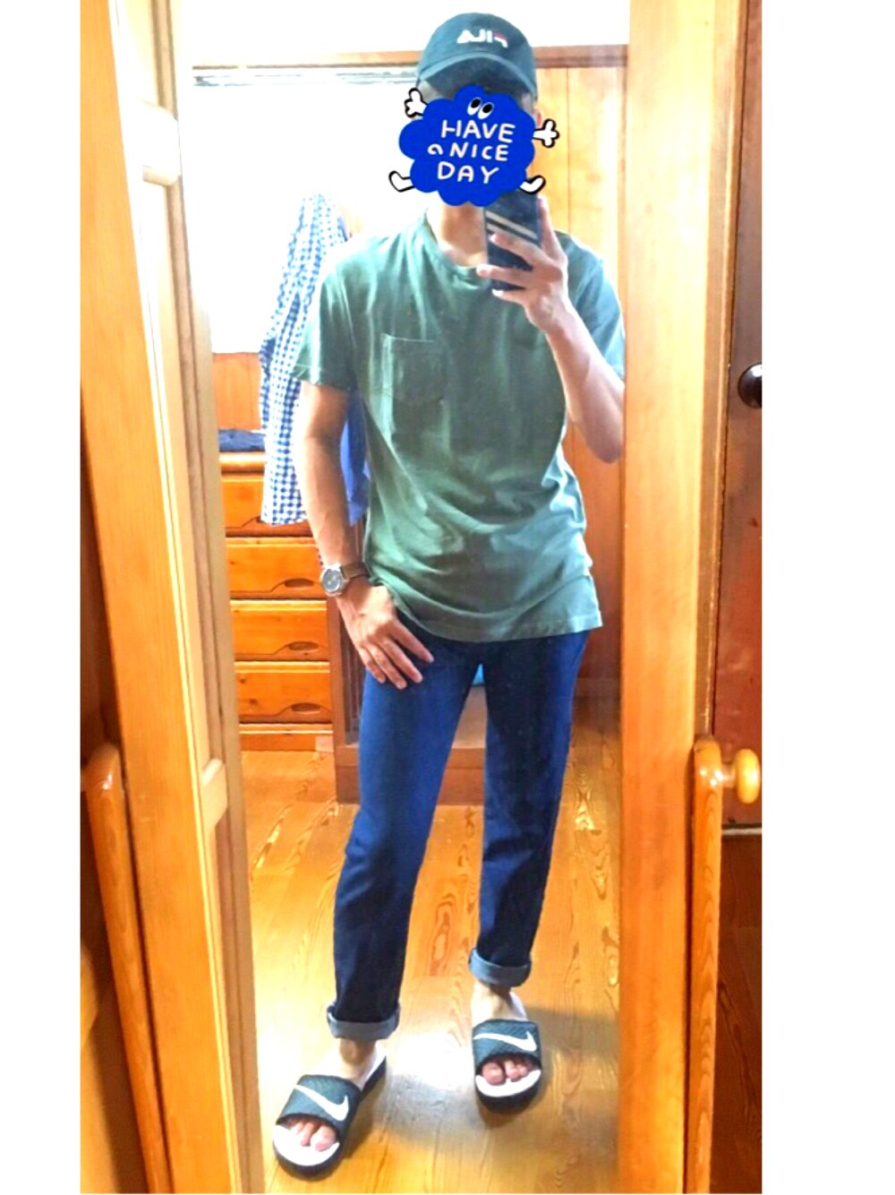 「GAPのアイテム（Tシャツ/カットソー、グリーン系）」を使った、そーた。さん（メンズ・165cm）の夏コーディネートの1枚目の写真