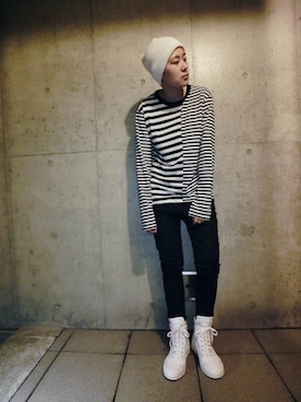「Yohji Yamamoto（ヨウジヤマモト）のアイテム（Tシャツ/カットソー、ホワイト系）」を使った、zoe_liuさん（レディース・167cm）の夏コーディネート