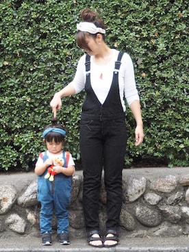 「アイテム（ヘアアクセサリー、ブルー系）」を使った、REIKAさん（レディース・163cm）の秋コーディネート