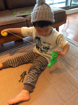 「b・ROOM（ビールーム）のキルティングニット切り替え長袖トレーナー（スウェット、ホワイト系）」を使った、あおば   かえでさん（キッズ）の冬コーディネート