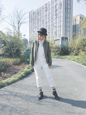 「abc une face（アーベーセーアンフェイス）のアイテム（ジャケット/アウター）」を使った、vickiさん（レディース・160cm）の春コーディネート