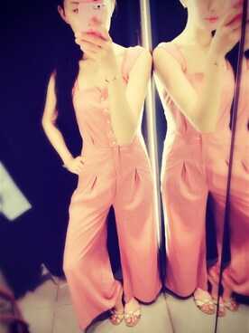 Eva Wangさんのコーディネート