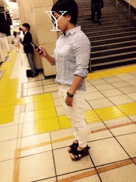 「JOURNAL STANDARD（ジャーナルスタンダード）のアイテム（シャツ/ブラウス、ブルー系）」を使った、ゆきさん（レディース・155cm）の秋コーディネート