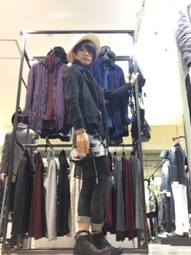 「ワンポイント」｜「アイテム（ブルゾン）」を使った、AQUAさん（メンズ・176cm）の秋コーディネート