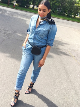 「10 CROSBY DEREK LAM（テンクロスビーデレクラム）のアイテム」を使った、Nardina DeLeonさん（レディース・165cm）の秋コーディネート