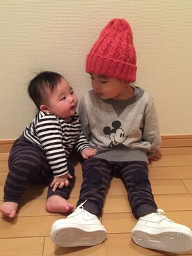 「MARKEY'S（マーキーズ）のアイテム（ニットキャップ/ビーニー、オレンジ系）」を使った、R.Kさん（キッズ・120cm）の春コーディネート