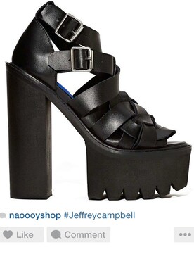 「Jeffrey Campbell（ジェフリーキャンベル）のアイテム（その他シューズ）」を使った、ponypongさん（レディース・160cm）の秋コーディネート