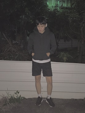 Cchi Shenさんのコーディネート