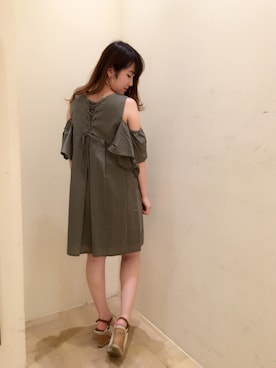 「Supreme.La.La.（シュープリームララ）のアイテム（アクセサリー）」を使った、Ayaka Hishizakiさん（レディース・156cm）の夏コーディネート