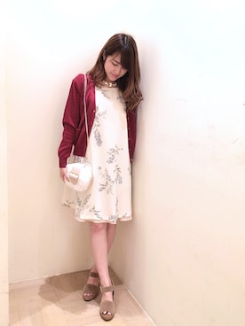 「Supreme.La.La.（シュープリームララ）のアイテム（サンダル）」を使った、Ayaka Hishizakiさん（レディース・156cm）の秋コーディネート