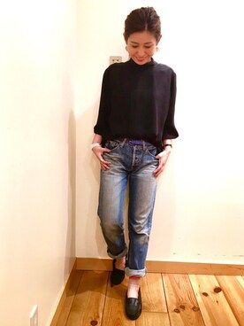「Minnetonka（ミネトンカ）のDEERSKIN GORE FRONT （モカシン/デッキシューズ、ブラック系）」を使った、noguchiさん（レディース）の秋コーディネート