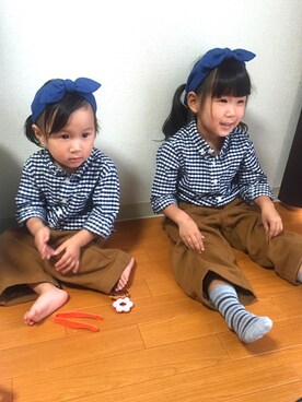 「アイテム（ヘアアクセサリー、ブルー系）」を使った、さらさん（キッズ・90cm）の秋コーディネート