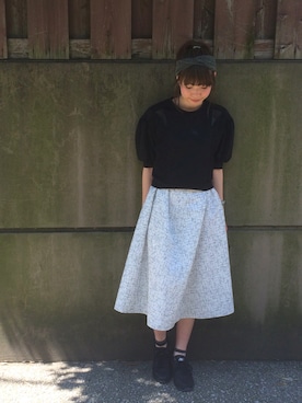 小島めぐりさんのコーディネート