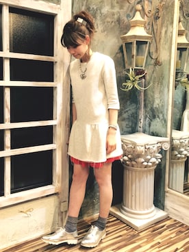 「ぺプラムトップス」｜「アイテム（モカシン/デッキシューズ）」を使った、小島めぐりさん（レディース・160cm）の夏コーディネート