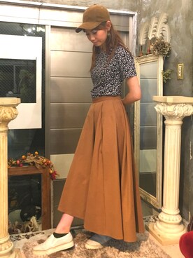 小島めぐりさんのコーディネート