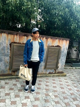 「MHL.」｜「アイテム（デニムジャケット）」を使った、じーだにさん（メンズ・172cm）の春コーディネート