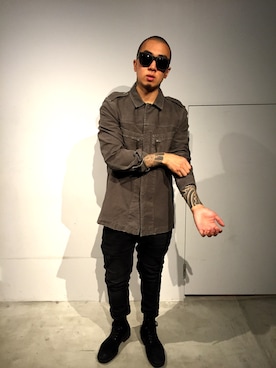 「レザーブーツ」｜「アイテム（ミリタリージャケット）」を使った、Mameさん（メンズ・168cm）の秋コーディネート