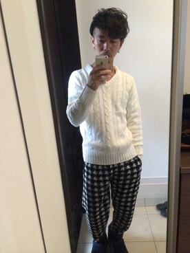 「roshell（ロシェル）のアイテム（ニット/セーター、ホワイト系）」を使った、kazさん（メンズ・165cm）の冬コーディネート