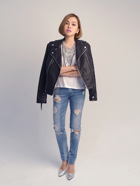「wearsg」｜「アイテム（デニムパンツ）」を使った、stylist/evonchngさん（レディース・157cm）の秋コーディネート