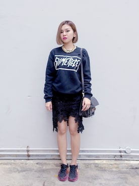 「wearsg」｜「アイテム（ハンドバッグ）」を使った、stylist/evonchngさん（レディース・175cm）の秋コーディネート