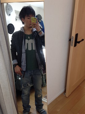 「アイテム（ネックレス、ブルー系）」を使った、ryotaさん（メンズ・166cm）の春コーディネート