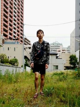 「アイテム（ボディバッグ/ウエストポーチ、ブルー系）」を使った、sh0taさん（メンズ・178cm）の夏コーディネート