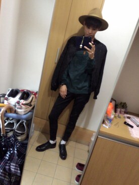「Bershka（ベルシュカ）のアイテム（ニット/セーター、グリーン系）」を使った、Ka☞Zuさん（メンズ・184cm）の秋コーディネート
