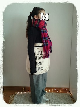 「黒ニット」｜Mirinさん（キッズ・120cm）の冬コーディネート