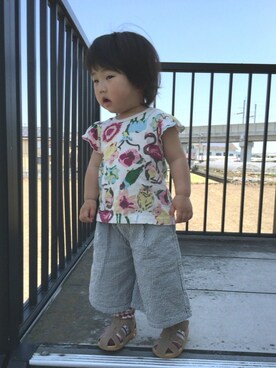 「西松屋（ニシマツヤ）のアイテム（Tシャツ/カットソー、ベージュ系）」を使った、s a kさん（キッズ）の春コーディネート