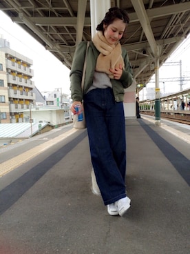 「ジャックパーセル」｜「アイテム（MA-1）」を使った、安中亜美さん（レディース・148cm）の秋コーディネート