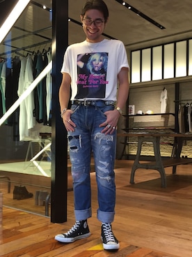 「スタッズベルト」｜「アイテム（スニーカー）」を使った、OHTAKIさん（メンズ・170cm）の夏コーディネート