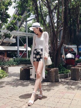 「REENA（-）のアイテム」を使った、Molly廖毛利さん（レディース・170cm）の夏コーディネート