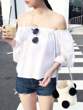 Molly廖毛利さんのコーディネート