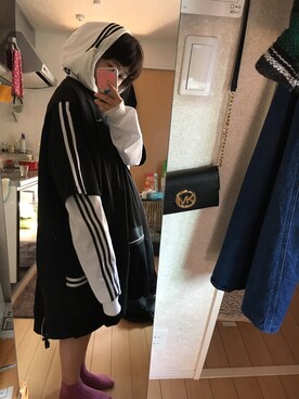 「アイテム（ジャージ）」を使った、 Maeさん（レディース・162cm・10代）の秋コーディネート