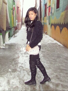 Debbie Ruizさんのコーディネート