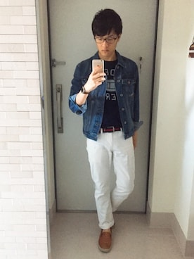 「TOMMY HILFIGER（トミーヒルフィガー）のアイテム（デニムパンツ）」を使った、Miloさん（メンズ・174cm）の春コーディネート