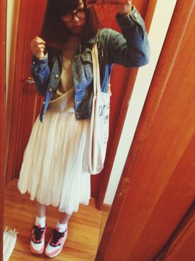 「earth（アース）のアイテム（スウェット、グレー系）」を使った、こいちゃんさん（レディース・155cm）の春コーディネート