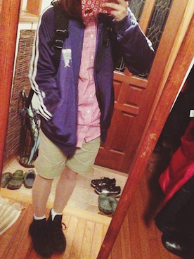 「CONVERSE（コンバース）のアイテム（スニーカー、ブラック系）」を使った、こいちゃんさん（レディース・155cm）の春コーディネート