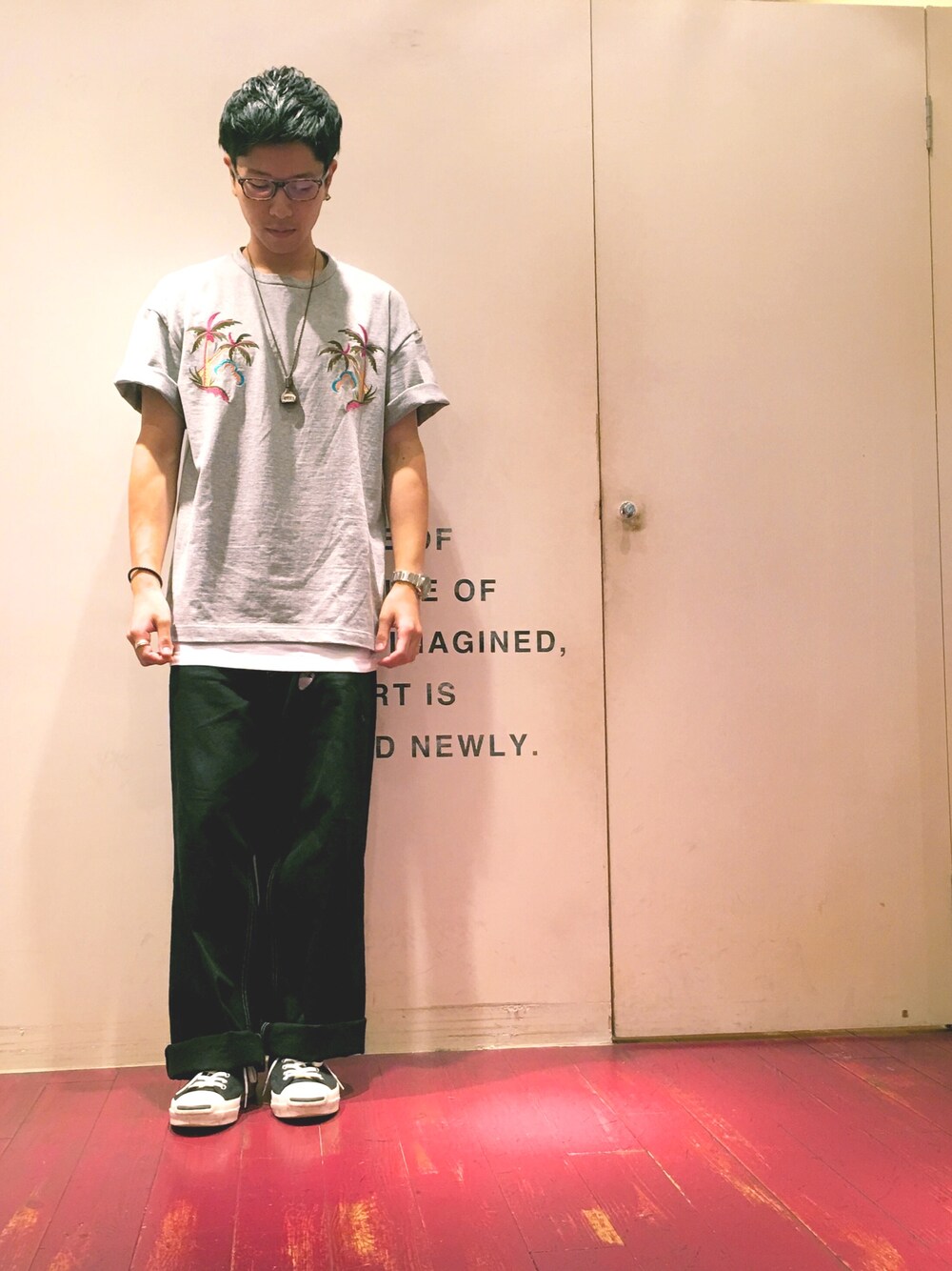 「シンプル、夏コーデ、Tシャツ、カジュアル、ootd、スカジャン、刺繍、ワイドパンツ、コンバース、ビッグT」｜「Lui'sの刺繍ビックTシャツ（Tシャツ/カットソー、その他）」を使った、しんやさん（メンズ・173cm）の夏コーディネートの1枚目の写真