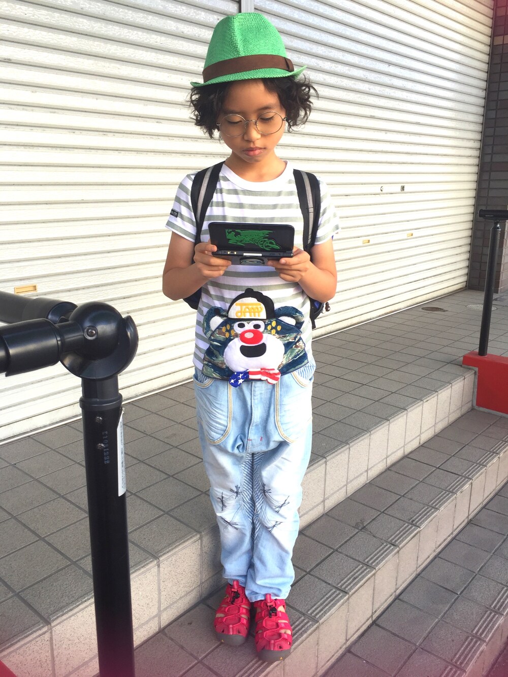 「JAMのアイテム（Tシャツ/カットソー、グレー系）」を使った、hidekicchuさん（キッズ・142cm）の夏コーディネートの1枚目の写真