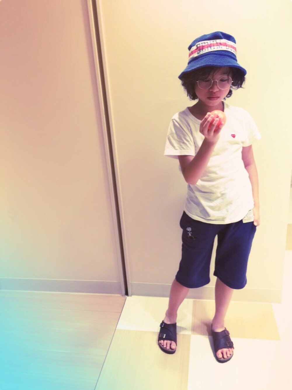 「kids、キッズコーデ、男の子、シンプル、スヌーピー、birkenstock」｜「DENIM DUNGAREEのアイテム（ハット、ブルー系）」を使った、hidekicchuさん（キッズ・142cm）の夏コーディネートの1枚目の写真